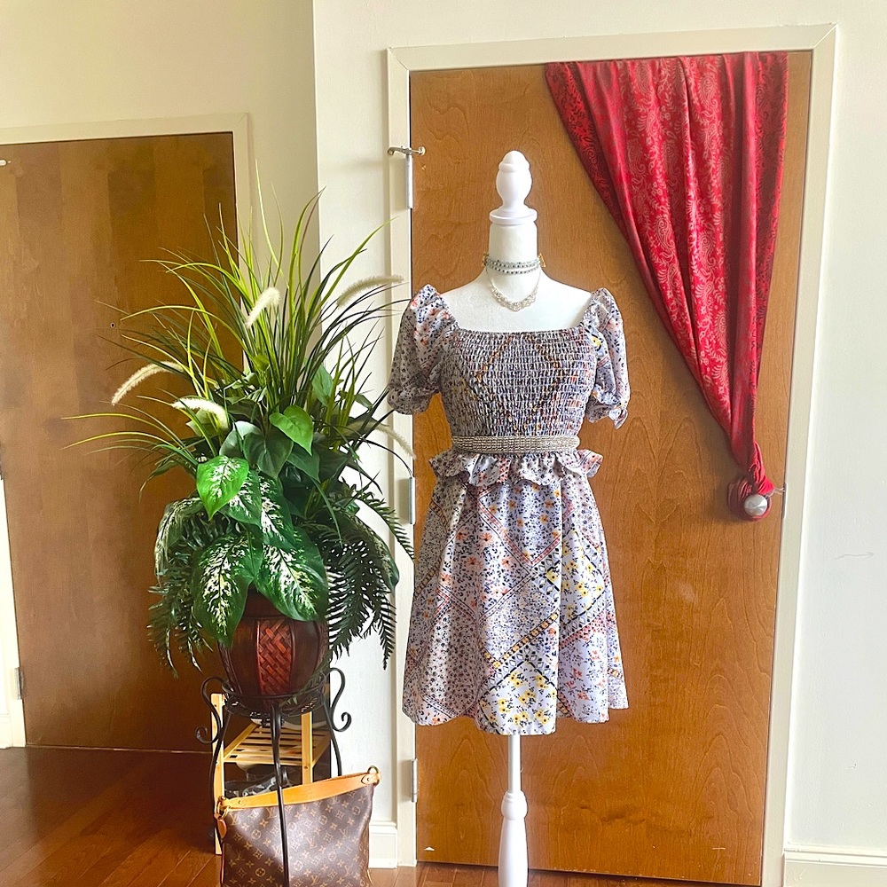 Multi-colored luxe farmhouse dress with sweetheart neckline.